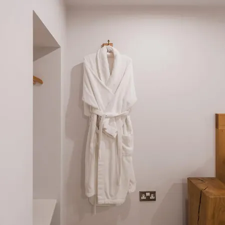 Wellybob Cottage, By Birch - New Casa de Férias