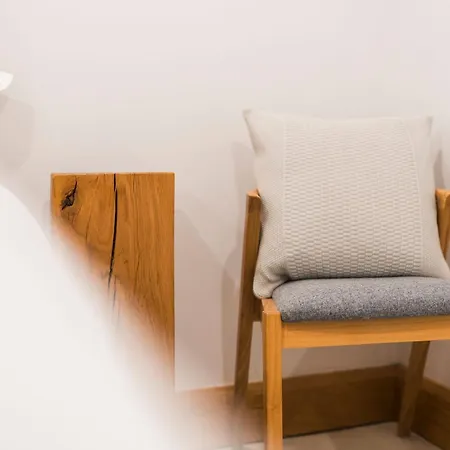 Wellybob Cottage, By Birch - New