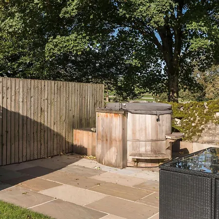 Wellybob Cottage, By Birch - New Casa de Férias