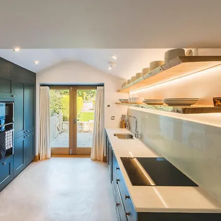 Wellybob Cottage, By Birch - New